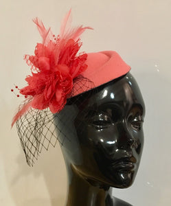 Caprilite Coral Pink Fascinator Hat Pill Box Flower Black Veil Hatinator UK Wedding Ascot Races Clip Felt